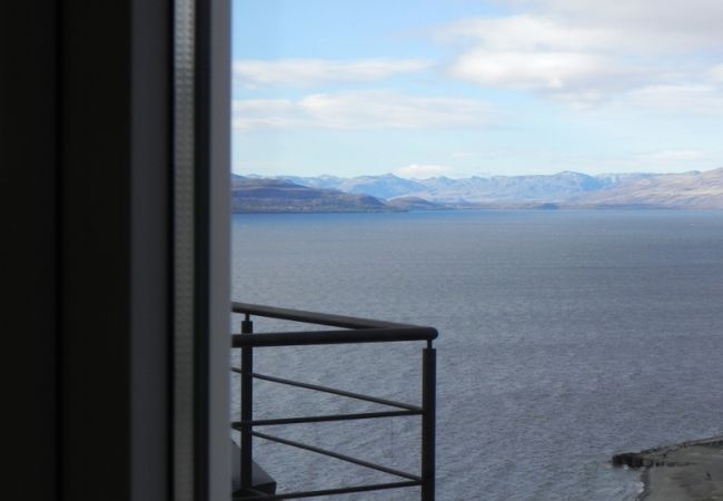 Apartamento en San Carlos de Bariloche - Gaia, con vista al lago y estacionamiento Apartamento en San Carlos de Bariloche - Gaia, con vista al lago y estacionamiento