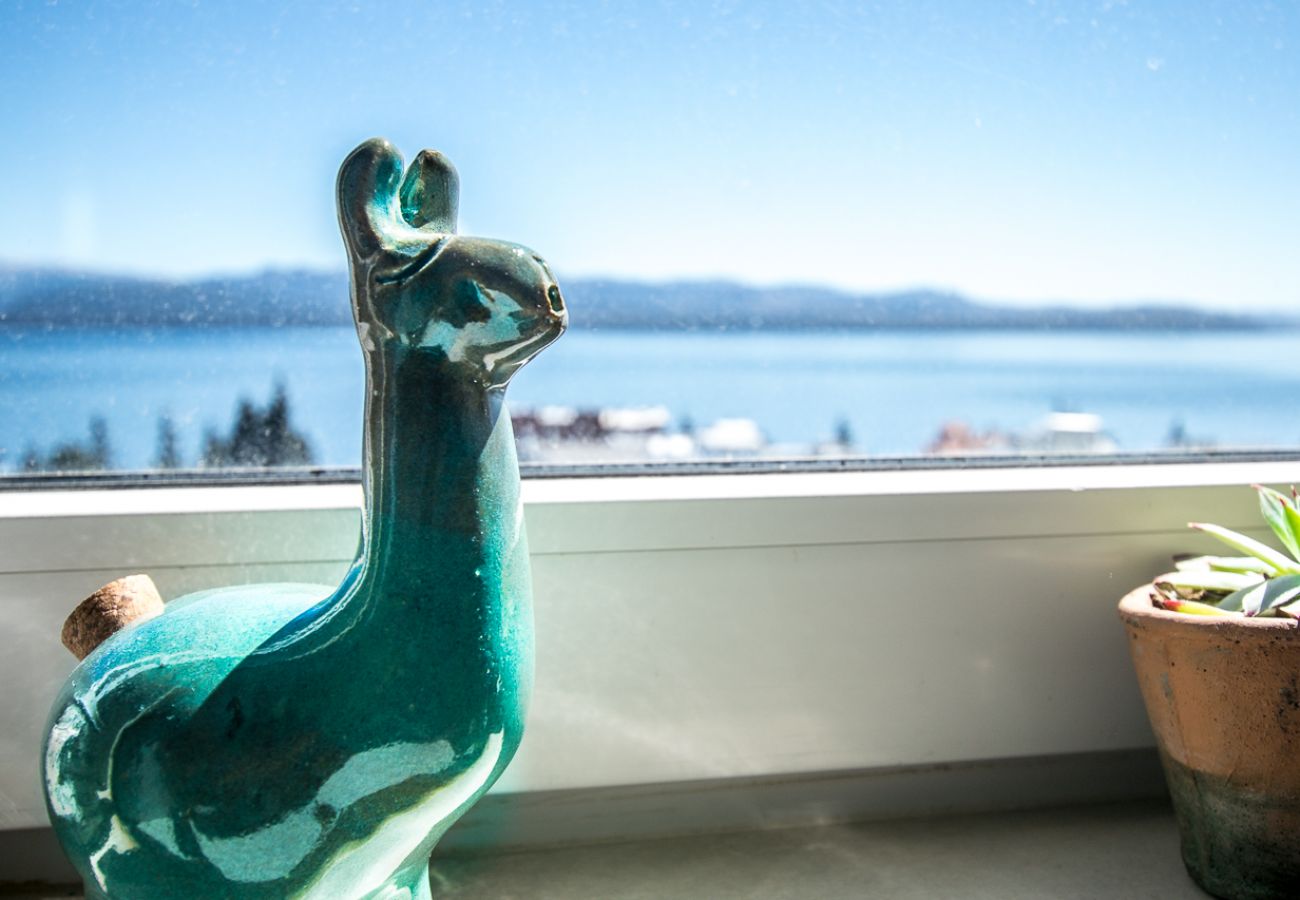 Apartamento en San Carlos de Bariloche - Periscopio con una imponente vista al lago