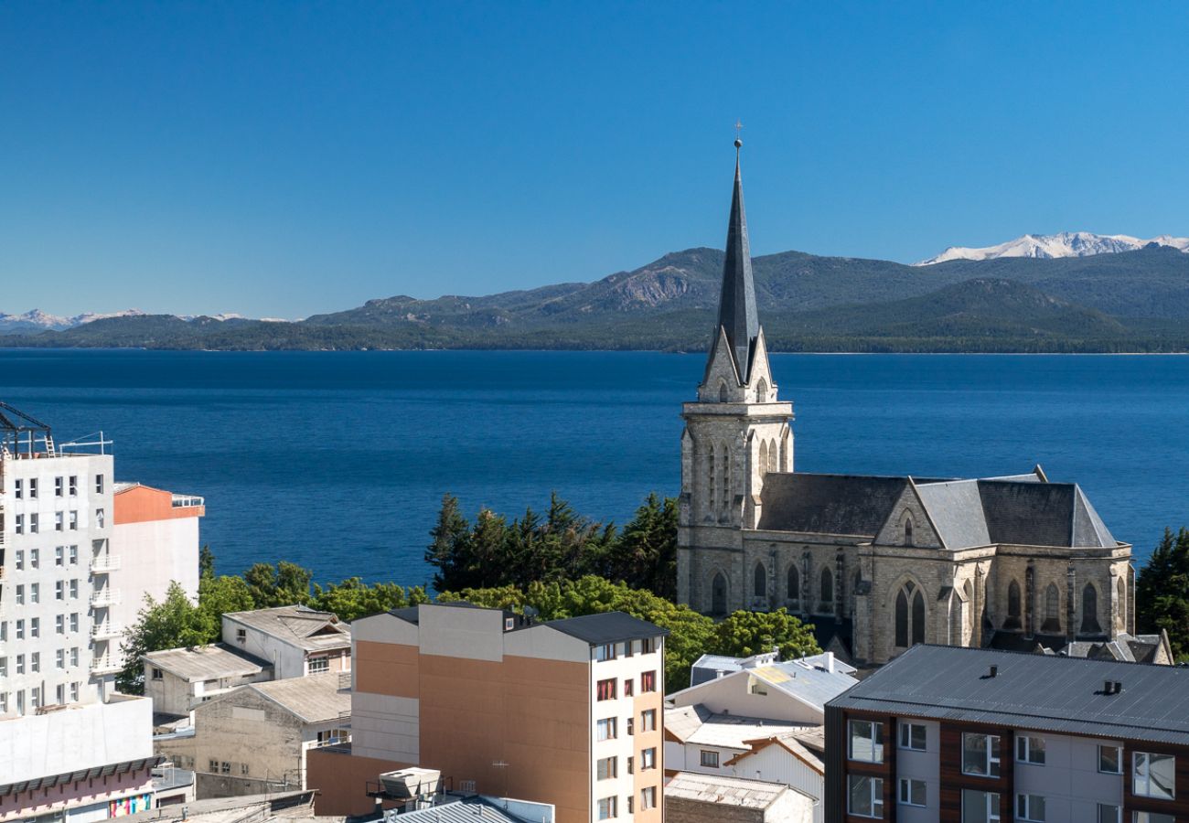 Apartamento en San Carlos de Bariloche - Periscopio con una imponente vista al lago