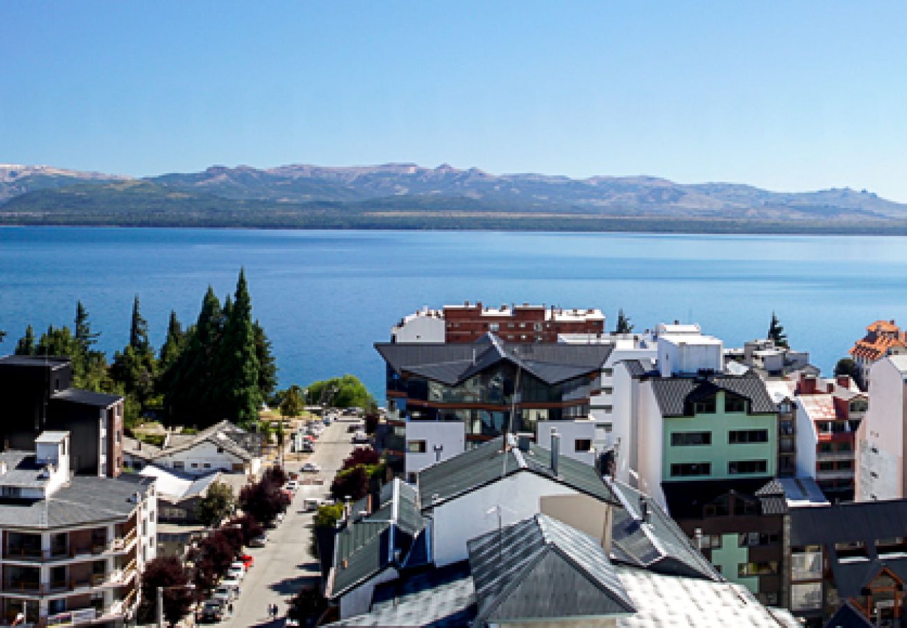 Apartamento en San Carlos de Bariloche - Periscopio con una imponente vista al lago