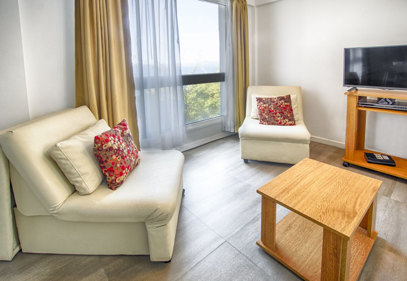Apartamento en San Carlos de Bariloche - Maiten departamento con estacionamiento
