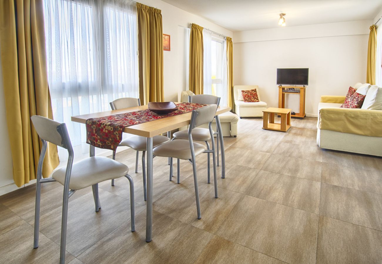 Apartamento en San Carlos de Bariloche - Maiten departamento con estacionamiento