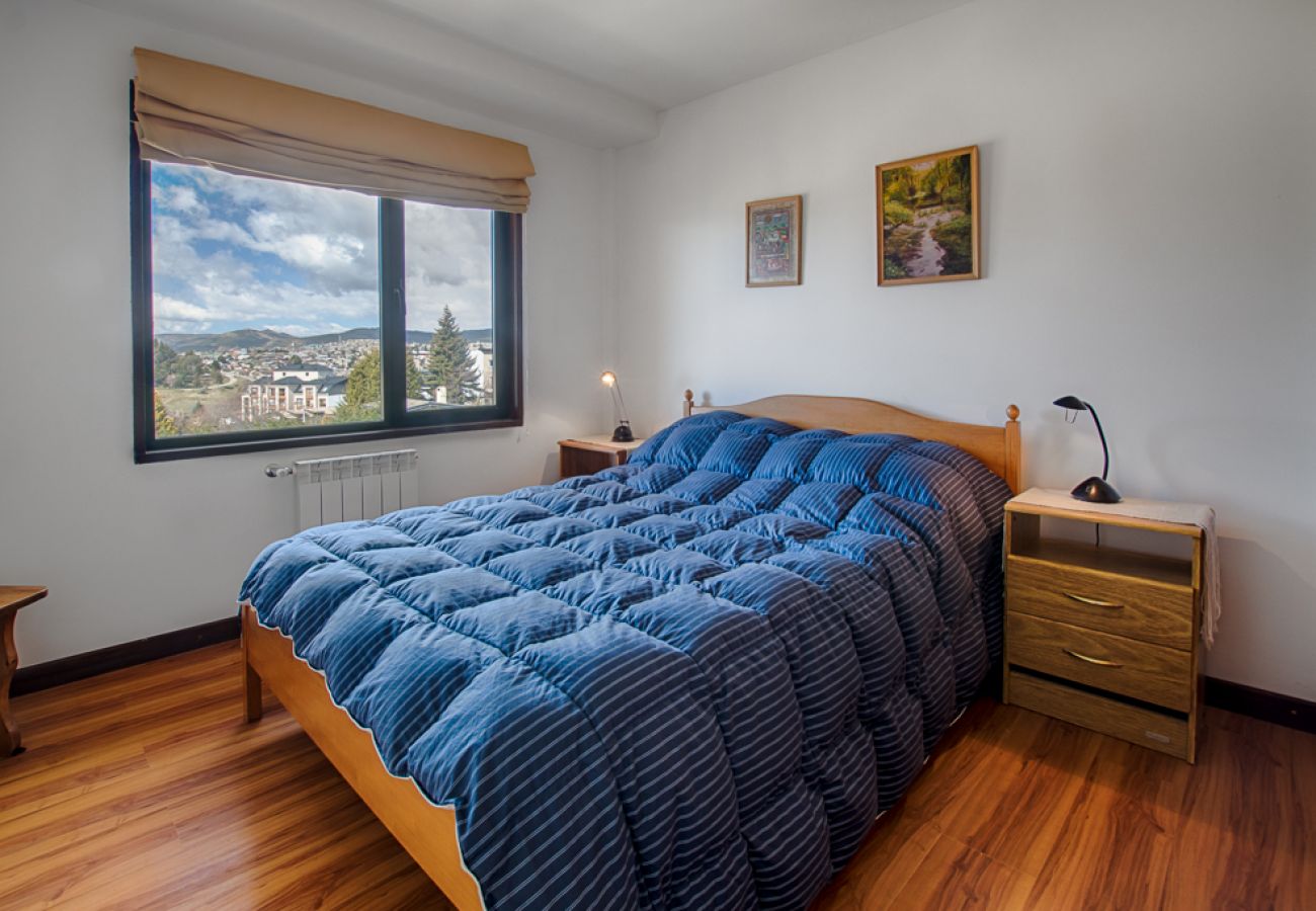 Apartamento en San Carlos de Bariloche - El Coral departamento con estacionamiento