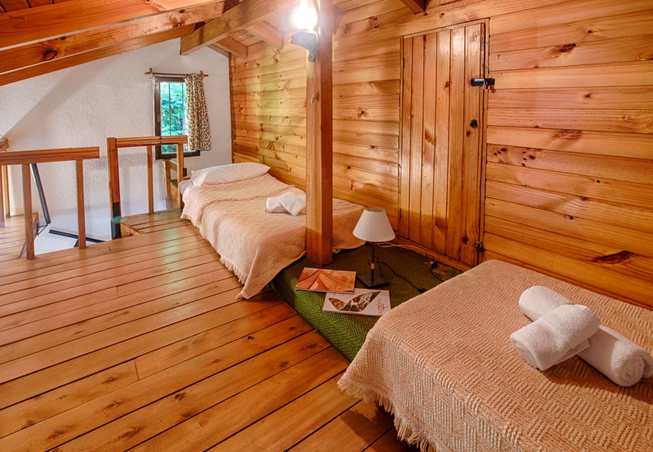 Casa en San Carlos de Bariloche - Casa Los Cerezos con estacionamiento