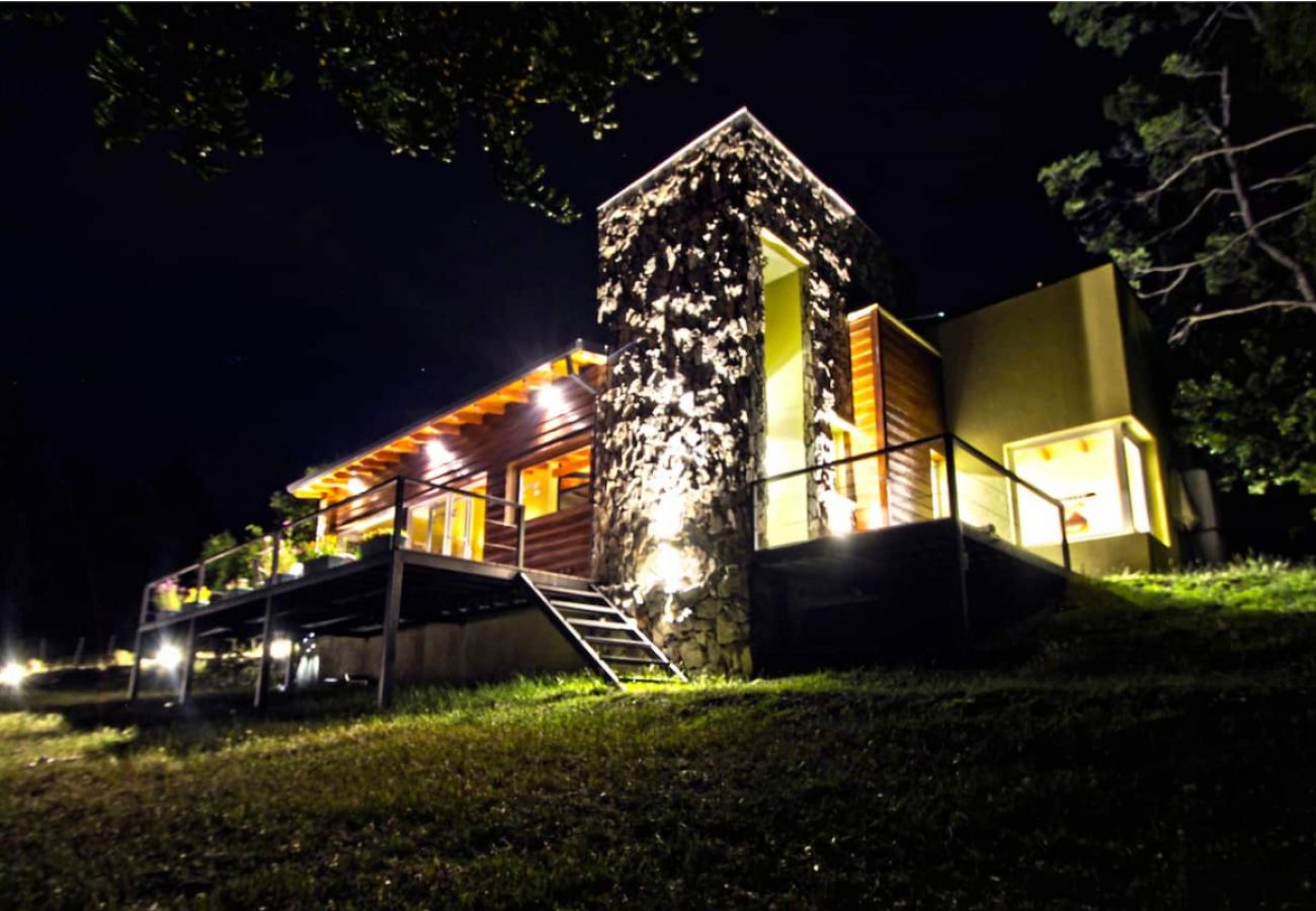 Casa en El Bolsón - Casa La Escondida