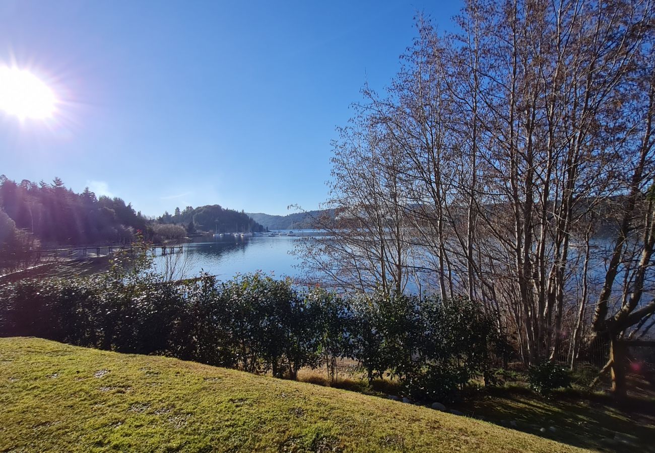 Casa en San Carlos de Bariloche - Casa con costa de lago y Piscina