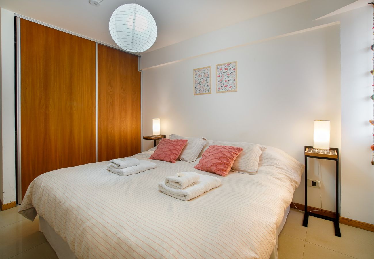 Apartamento en San Carlos de Bariloche - Apart Nahuel Huapi con vista al lago y estac.