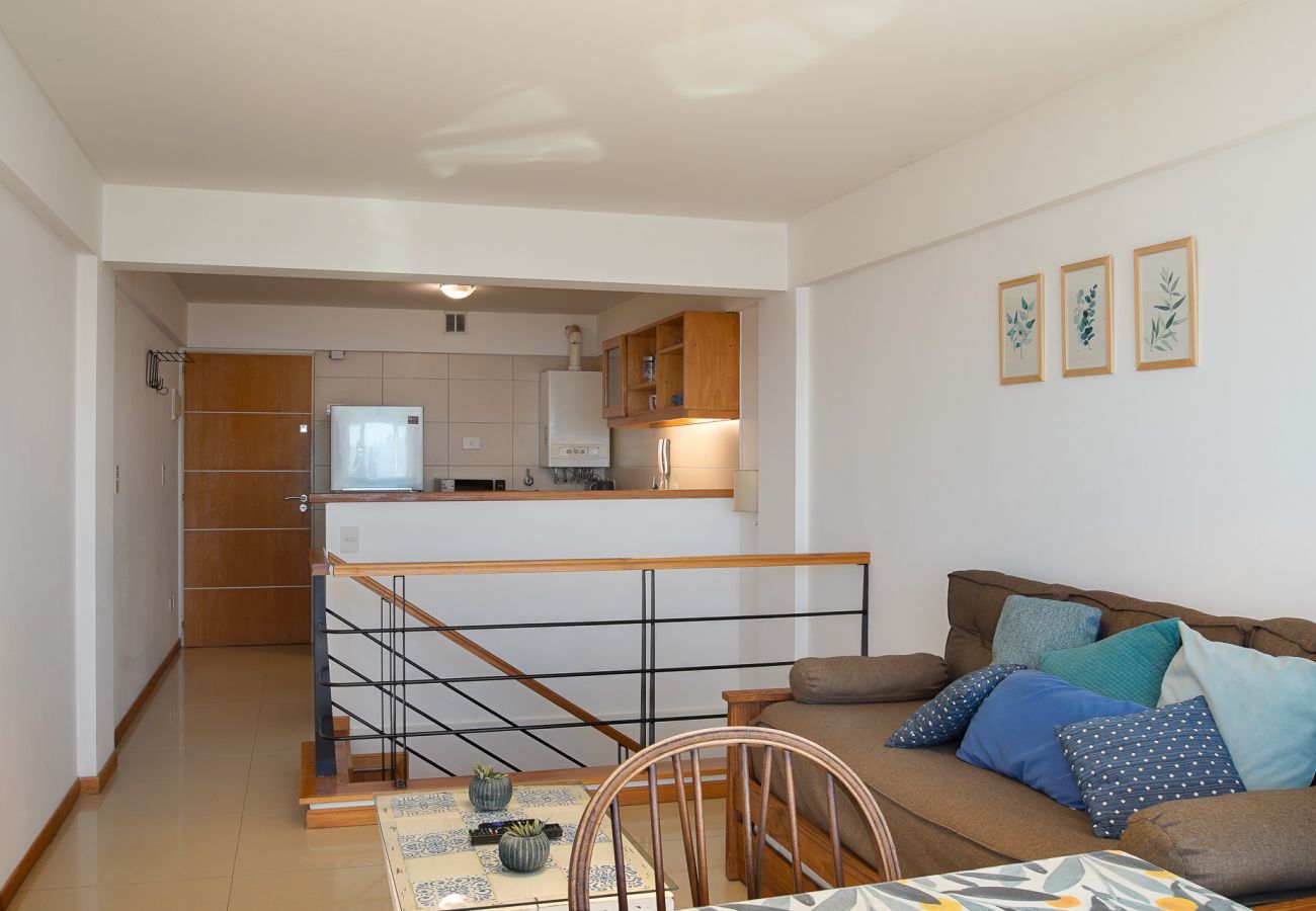 Apartamento en San Carlos de Bariloche - Apart Nahuel Huapi con vista al lago y estac.