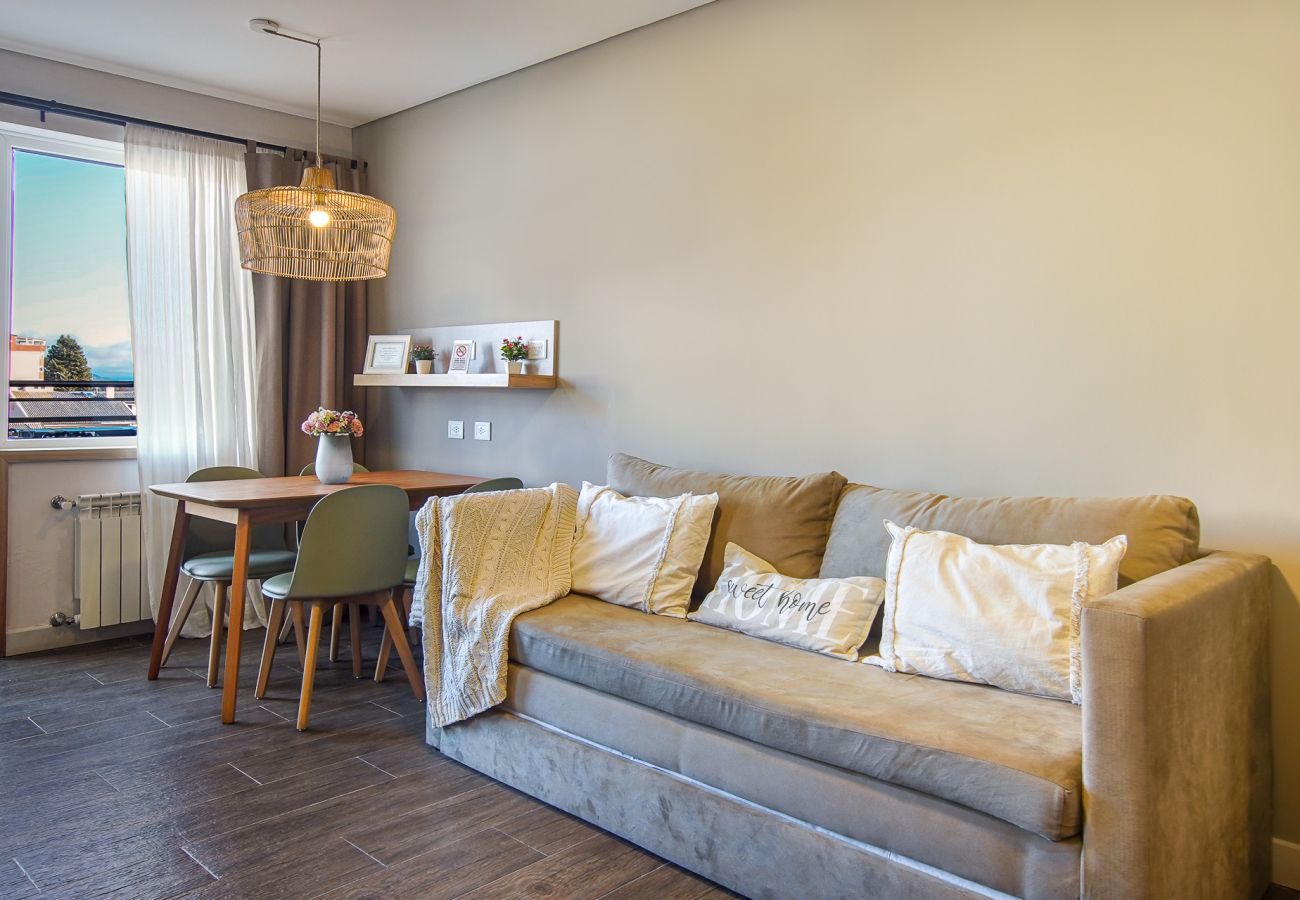 Apartamento en San Carlos de Bariloche - MUTISIA, departamento con terraza y vista al lago