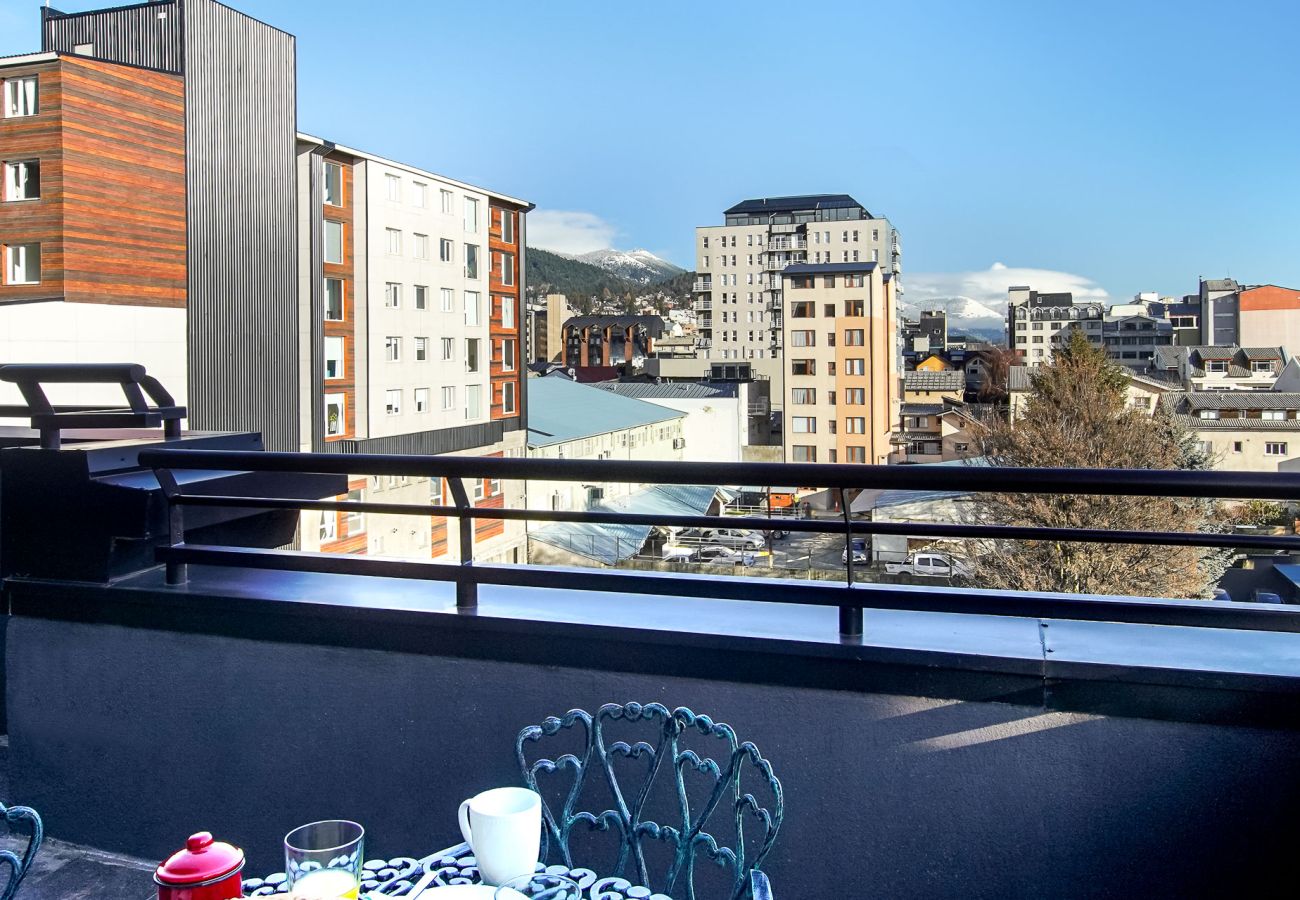 Apartamento en San Carlos de Bariloche - MUTISIA, departamento con terraza y vista al lago