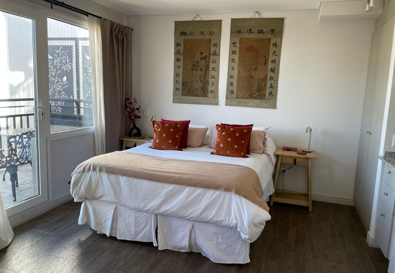 Estudio en San Carlos de Bariloche - LA ORIENTAL EN PLENO CENTRO