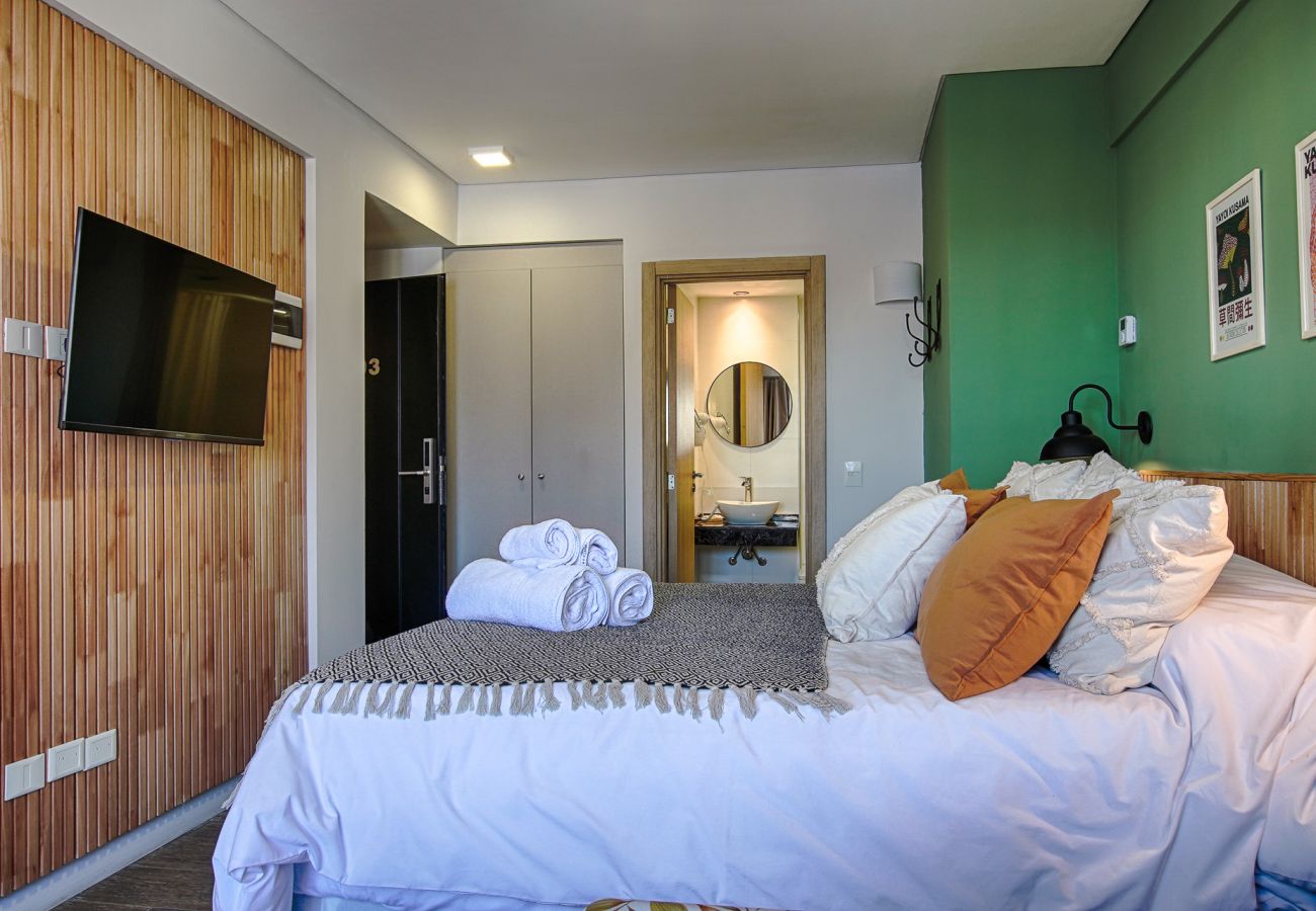 Estudio en San Carlos de Bariloche - LLANTEN departamento con vista al Lago y estaciona