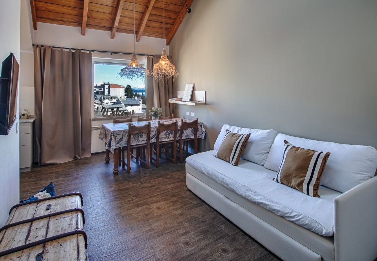 Apartamento en San Carlos de Bariloche - MONTAÑA departamento con vista al lago