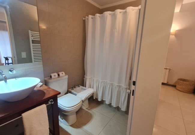 Apartamento en San Carlos de Bariloche - ARMONIA departamento muy cerca del Centro Apartamento en San Carlos de Bariloche - ARMONIA departamento muy cerca del Centro