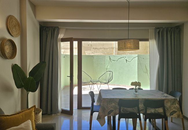 Apartamento en San Carlos de Bariloche - ARMONIA departamento muy cerca del Centro Apartamento en San Carlos de Bariloche - ARMONIA departamento muy cerca del Centro