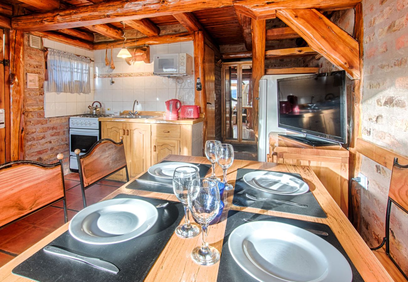 Casa en San Carlos de Bariloche - AYEN QUEN cabañas con vista al lago 1