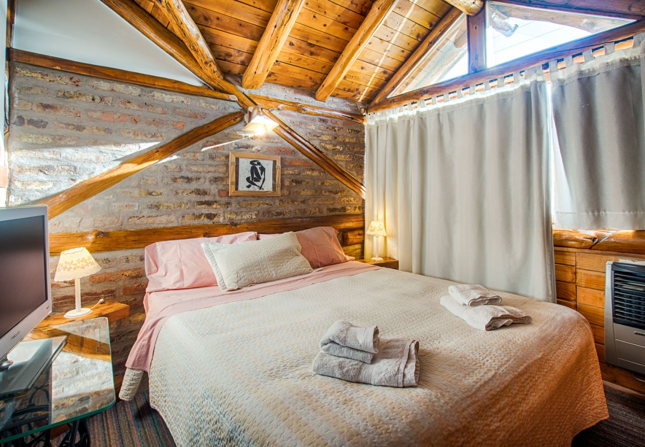 Casa en San Carlos de Bariloche - AYEN QUEN cabaña con vista al lago 2