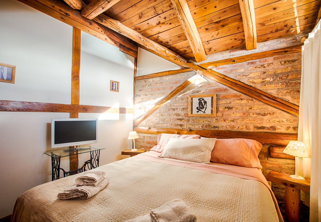 Casa en San Carlos de Bariloche - AYEN QUEN cabaña con vista al lago 2
