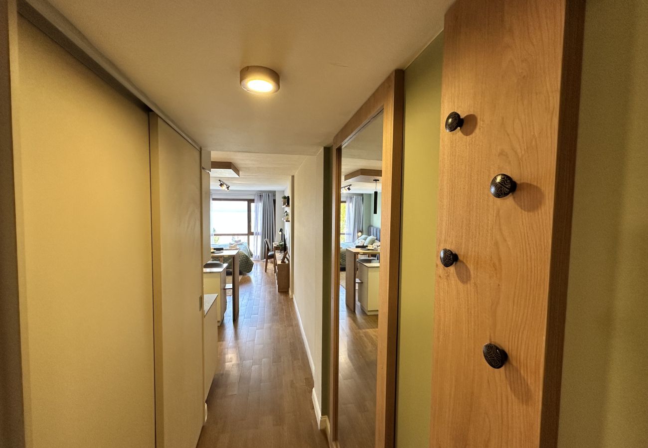 Estudio en San Carlos de Bariloche - GRINLY con vista al lago y estacionamiento