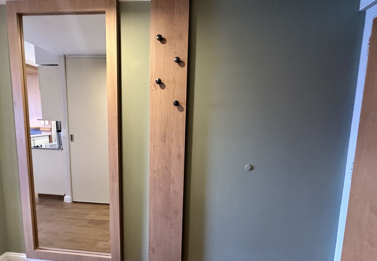 Estudio en San Carlos de Bariloche - GRINLY con vista al lago y estacionamiento