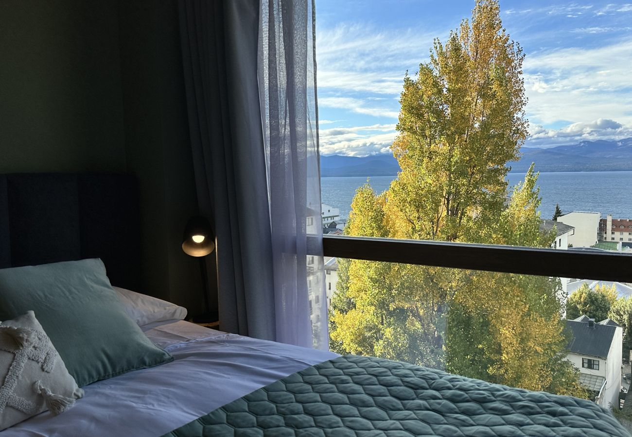 Estudio en San Carlos de Bariloche - GRINLY con vista al lago y estacionamiento