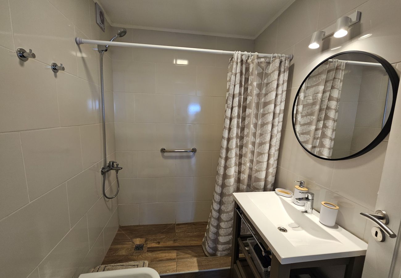 Apartamento en San Carlos de Bariloche - Veo Veo Bariloche con vista al lago Nahuel Huapi