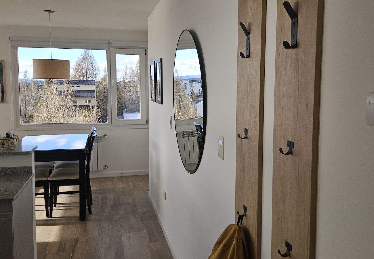 Apartamento en San Carlos de Bariloche - Veo Veo Bariloche con vista al lago Nahuel Huapi
