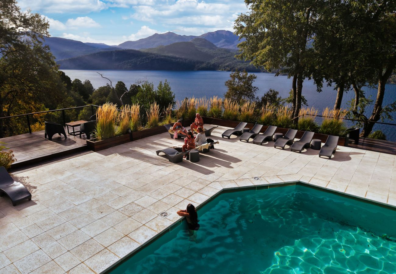 Cabaña en San Martin de los Andes - Paihuen - Apart 1 Dormitorio con vista al Bosque