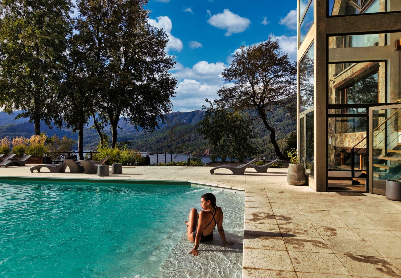 Cabaña en San Martin de los Andes - Paihuen - Apart 1 Dormitorio con vista al Bosque