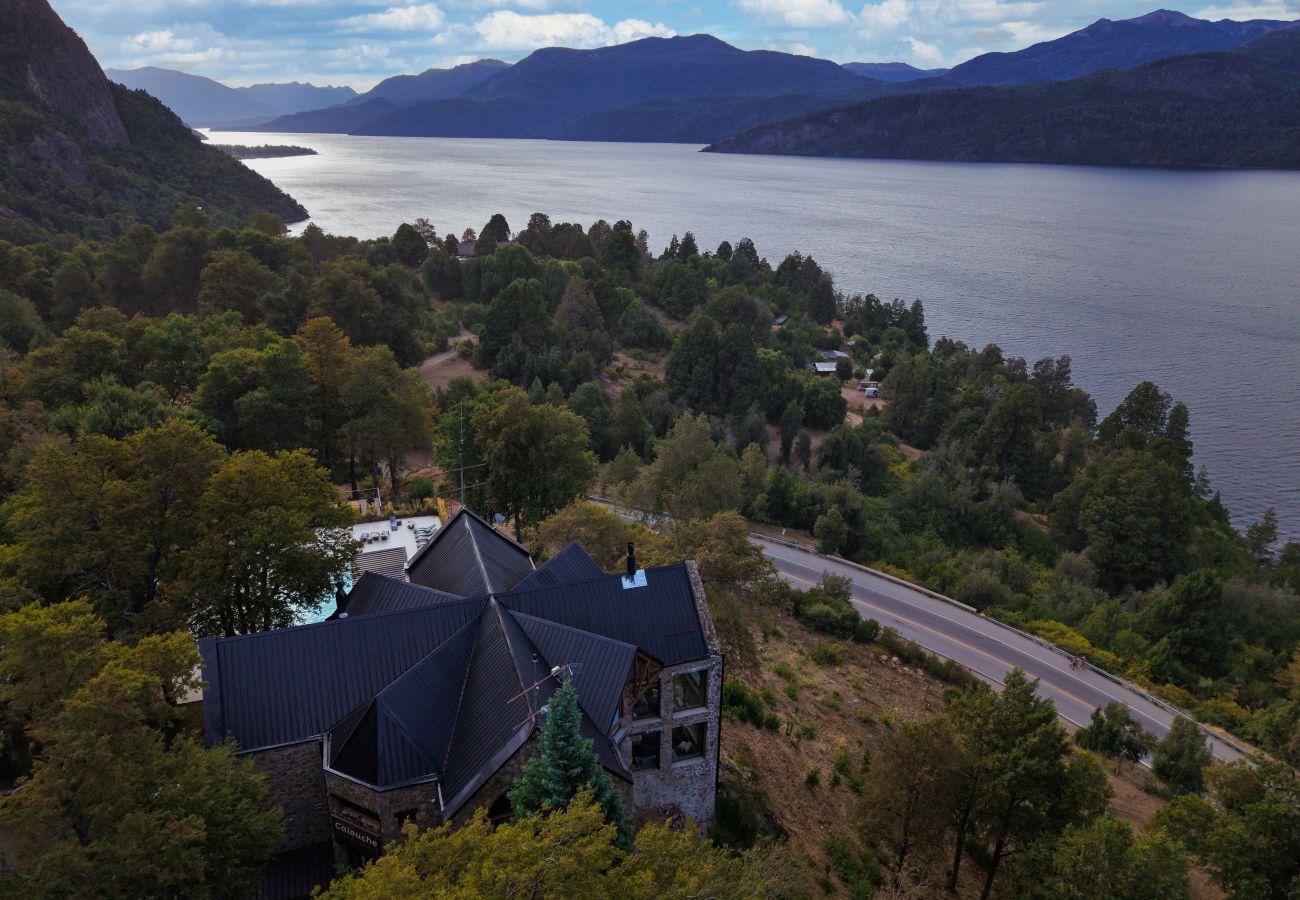 Cabaña en San Martin de los Andes - Paihuen - Apart 1 Dormitorio con vista al Bosque