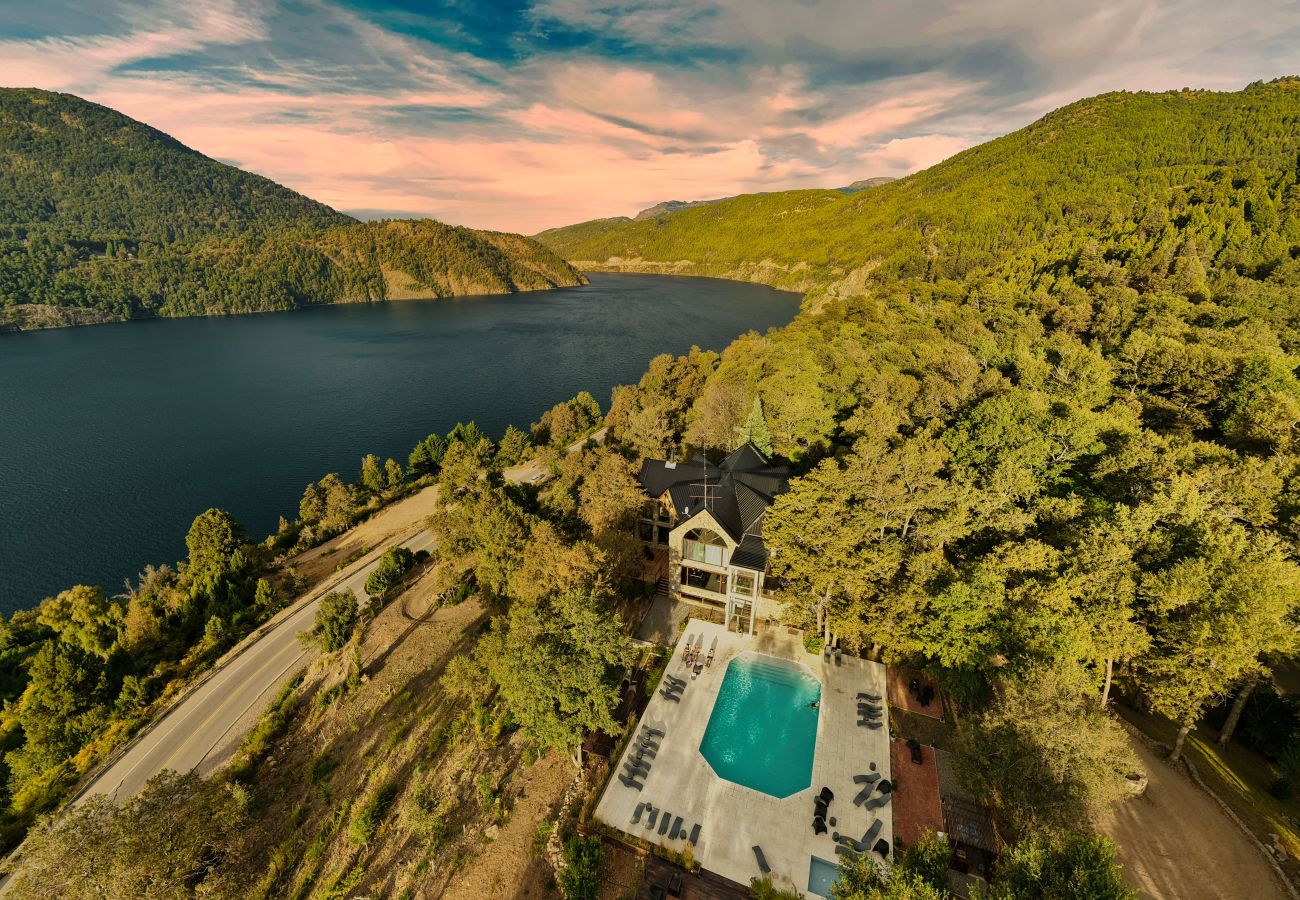 Cabaña en San Martin de los Andes - Paihuen - Apart 1 Dormitorio con vista al Bosque