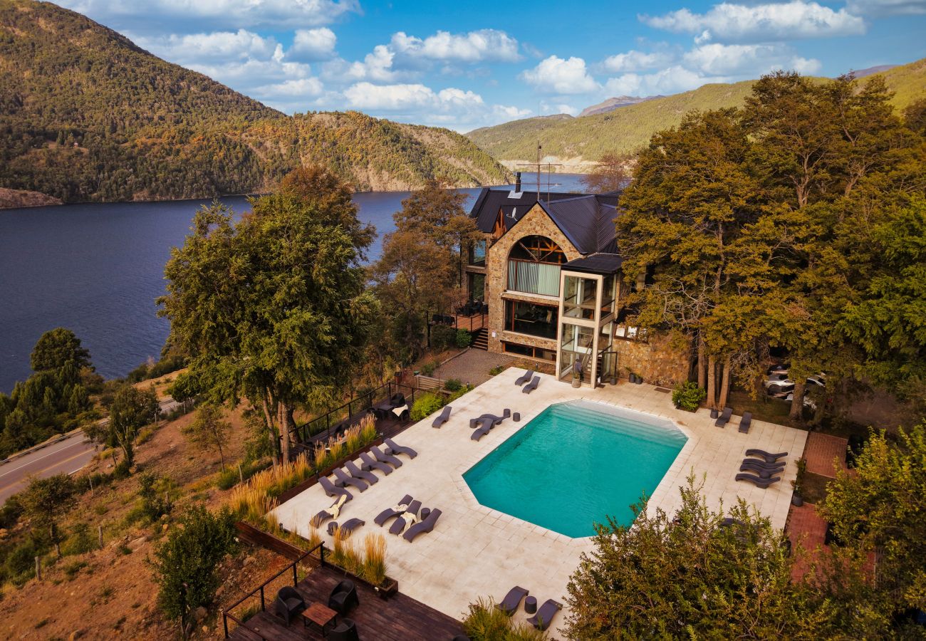 Cabaña en San Martin de los Andes - Paihuen - Apart 1 Dormitorio con vista al Bosque