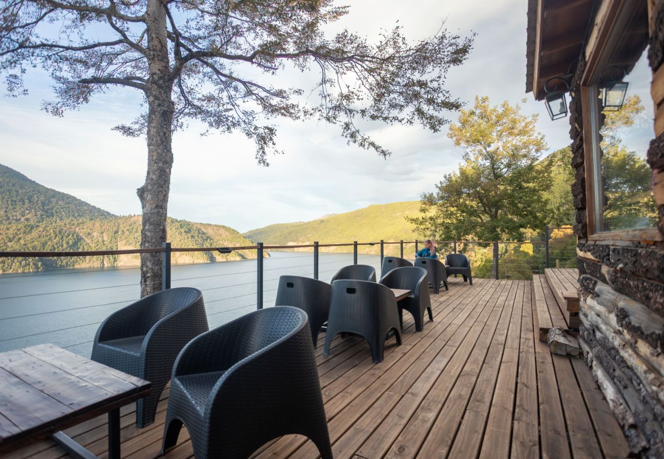 Cabaña en San Martin de los Andes - Paihuen - Apart 1 Dormitorio con vista al Bosque