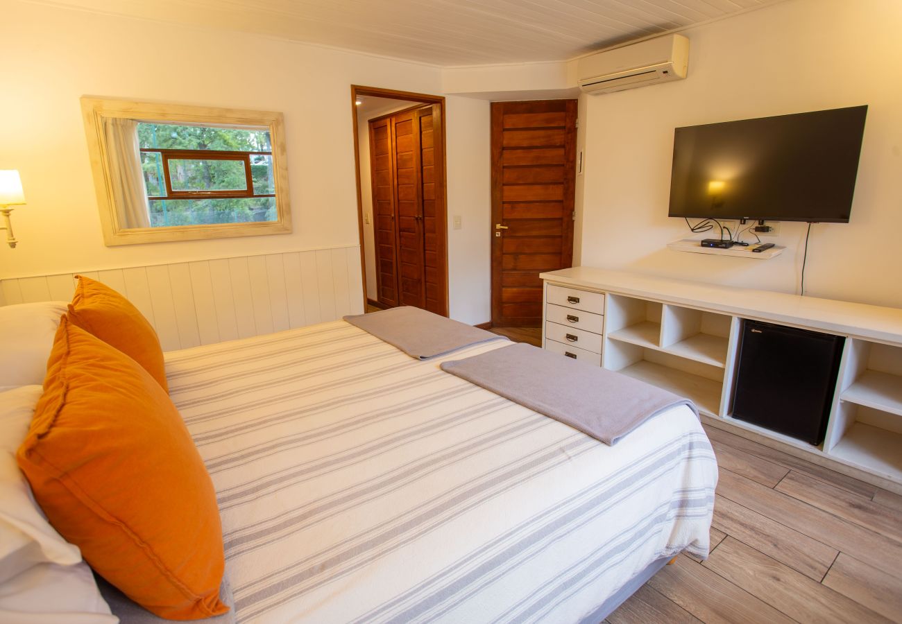 Cabaña en San Martin de los Andes - Paihuen - Apart 1 Dormitorio con vista al Bosque