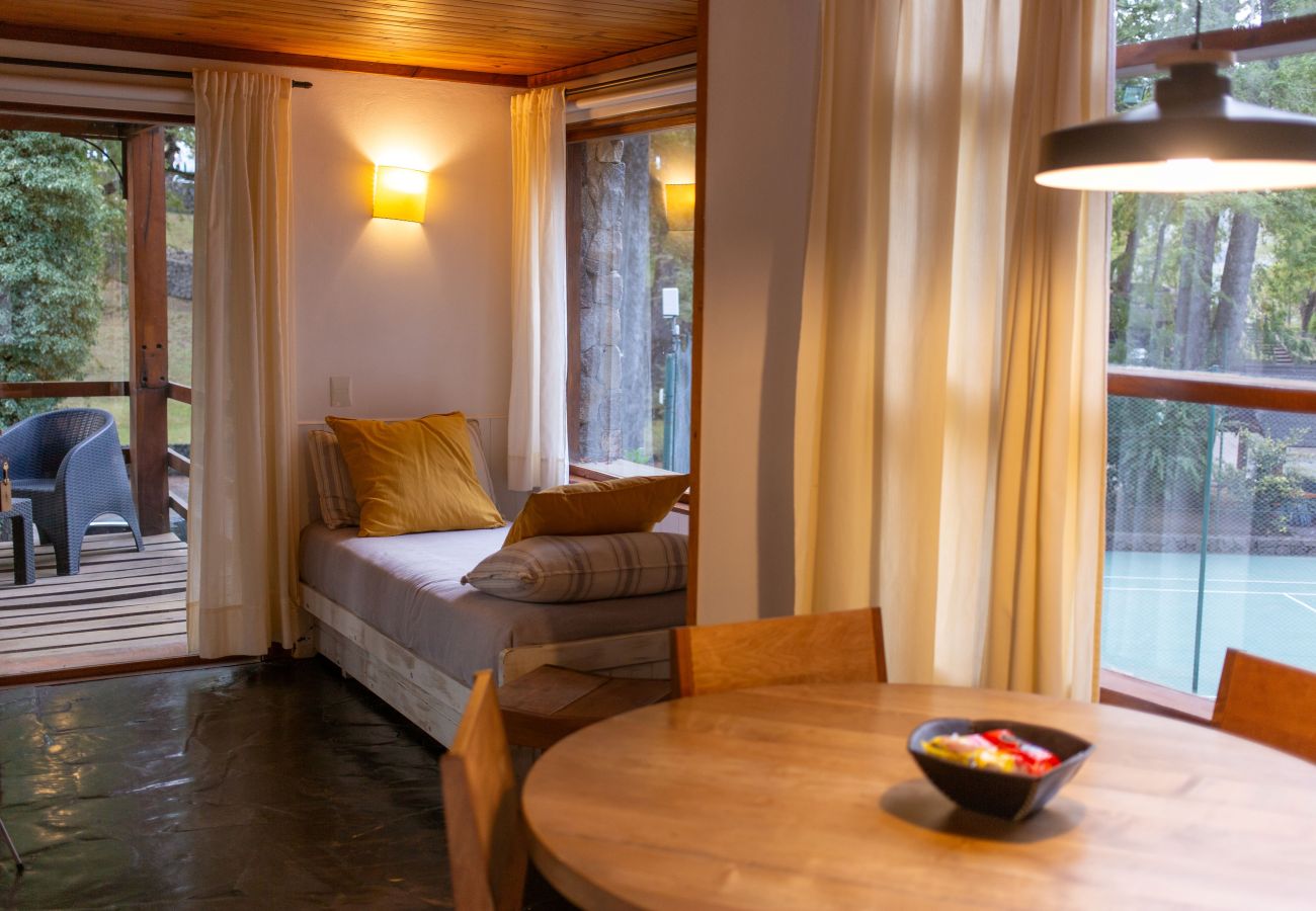Cabaña en San Martin de los Andes - Paihuen - Apart 1 Dormitorio con vista al Bosque